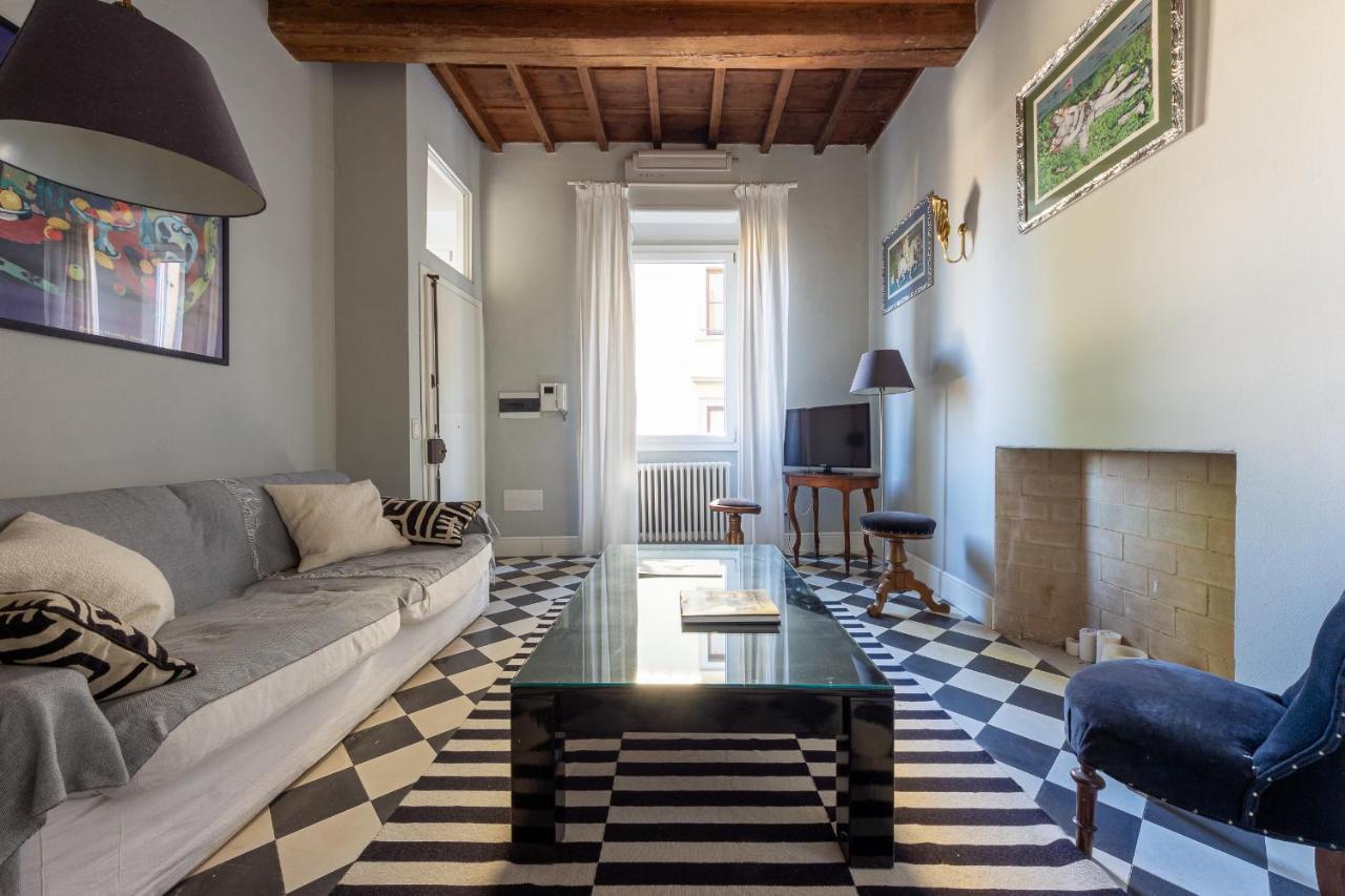 Modern Magnoli View In Ponte Vecchio Apartamento *
